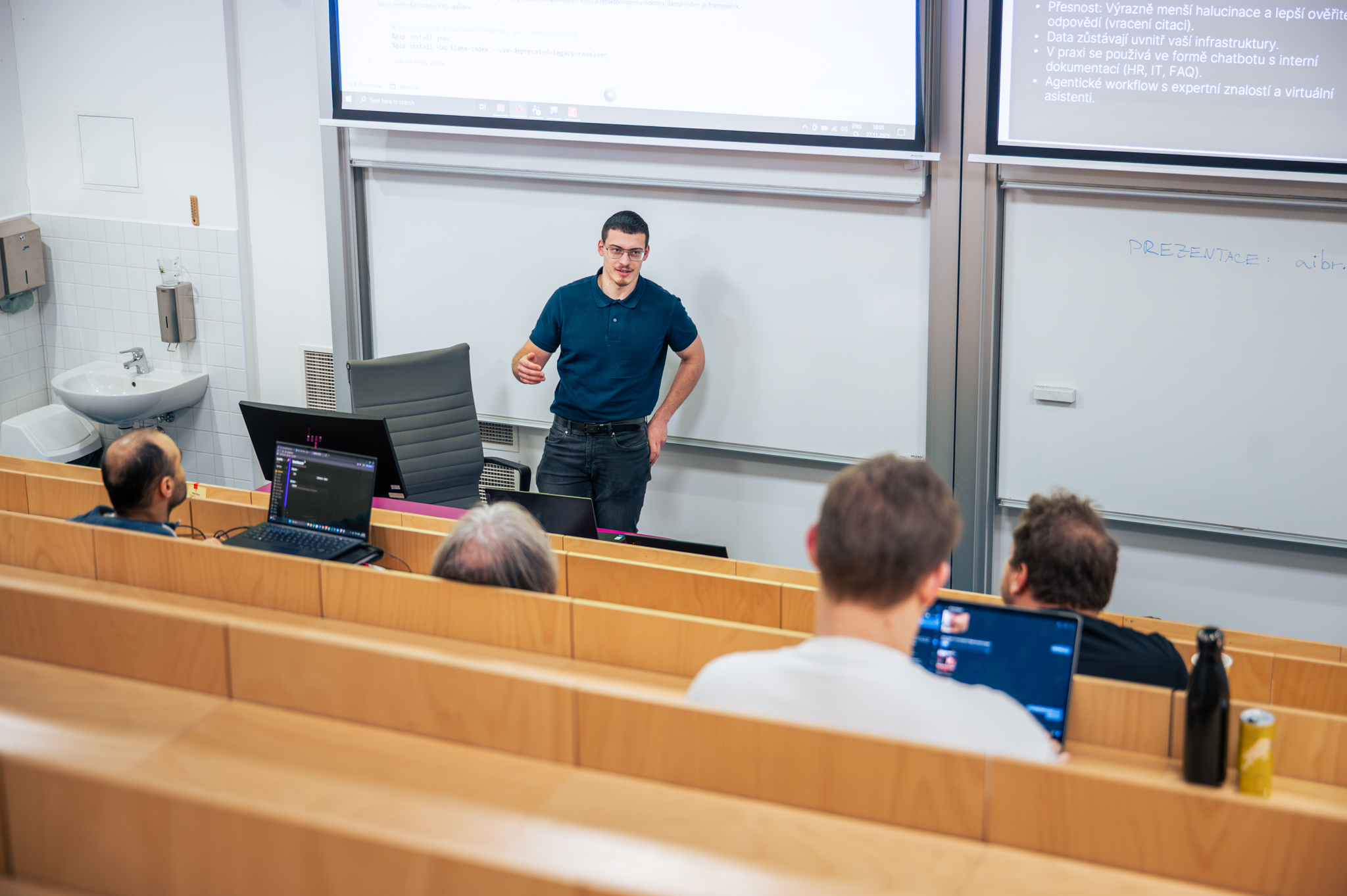 Stepan Pesout explains the query pipeline over the Qdrant dashboard